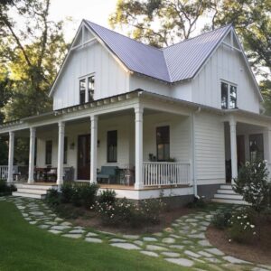 5 Favorite Farmhouse Accounts on Instagram | The Harper House