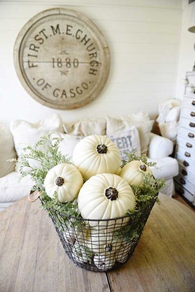 Farmhouse Fall Table Centerpieces | The Harper House